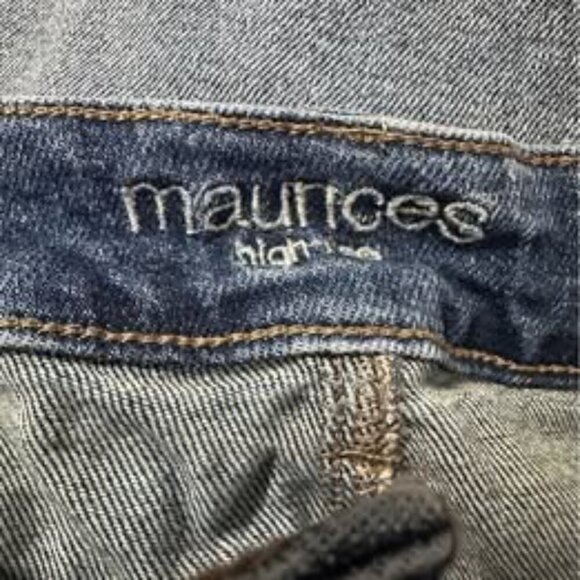 Maurices Distressed Skinny Jeans – Size 16W Regular (#0542) - Picture 2 of 4